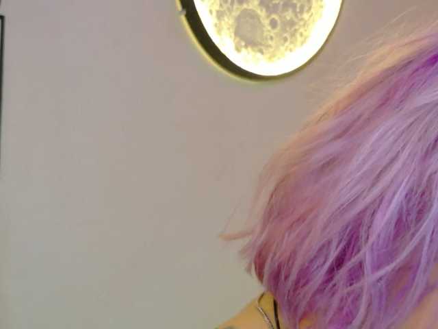 Ivypoison10 live cam on BongaCams