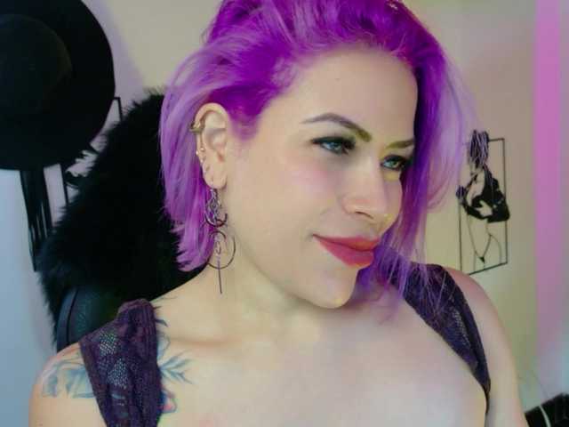 Alexa_lopez live cam preview