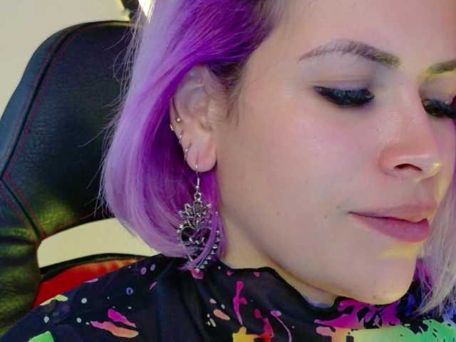 Ivypoison10 live cam