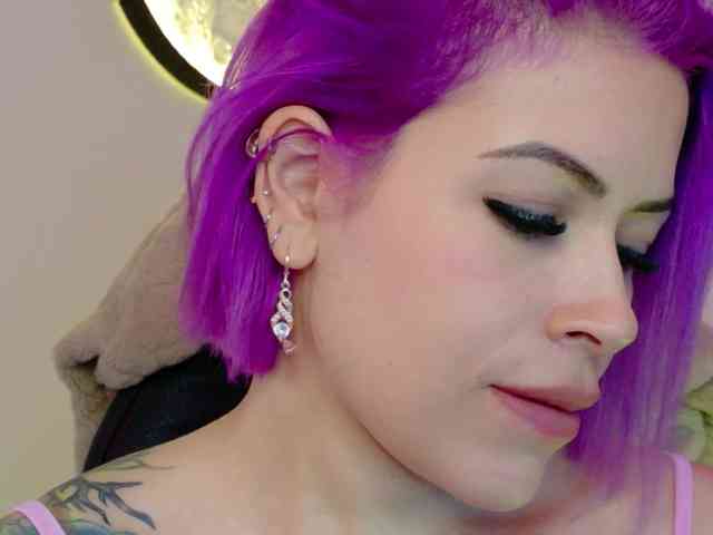 Alexa_lopez webcam
