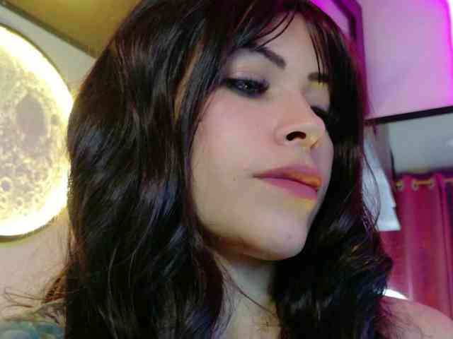 Alexa_lopez webcam