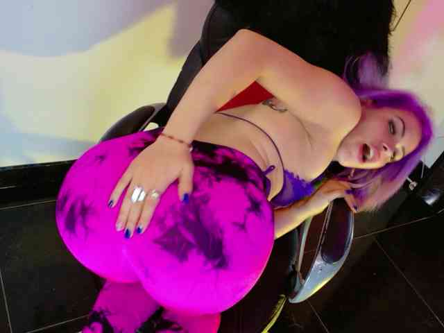 Alexa_lopez webcam