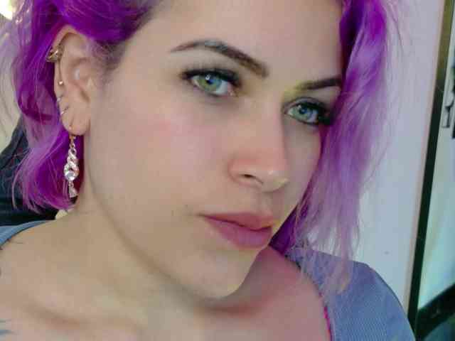 Alexa_lopez webcam