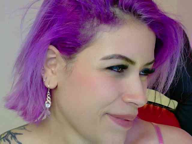 Alexa_lopez webcam