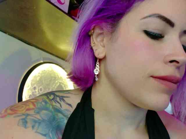 Alexa_lopez webcam