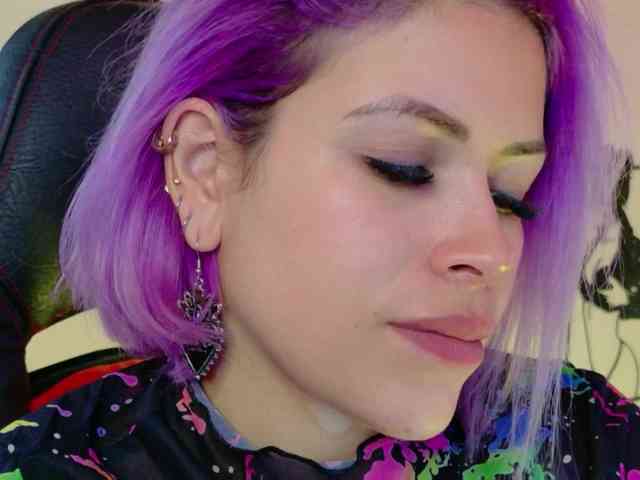 Alexa_lopez webcam