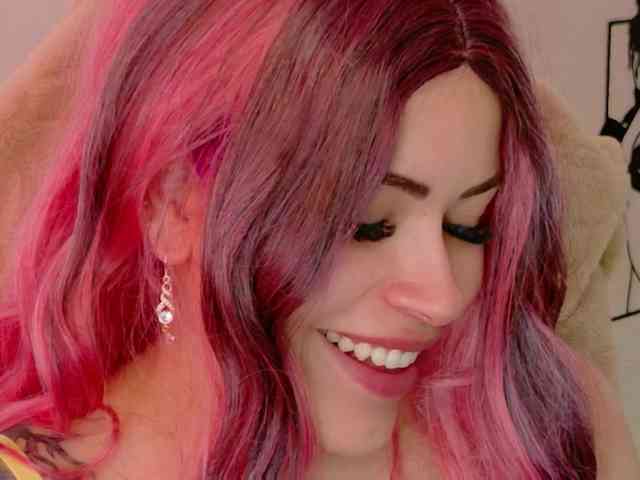 Alexa_lopez webcam