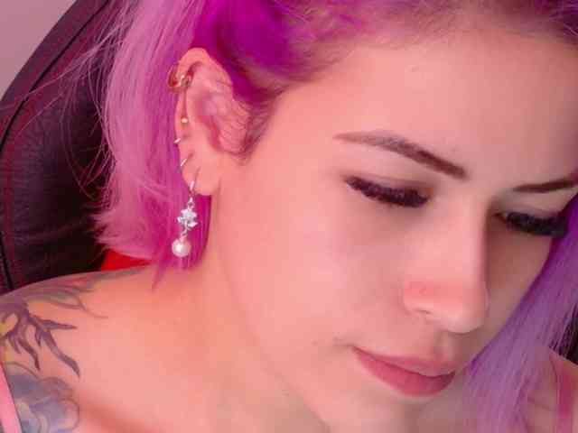 Alexa_lopez webcam