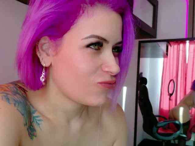 Alexa_lopez webcam