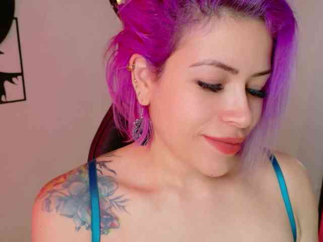 Alexa_lopez webcam