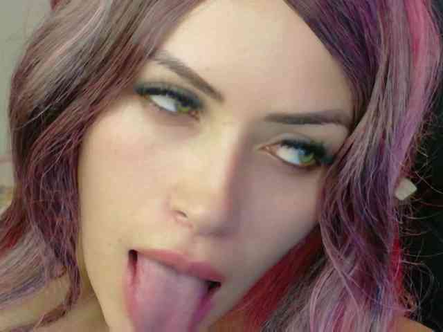 Alexa_lopez webcam