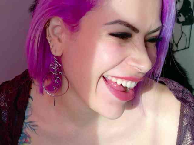 Alexa_lopez webcam