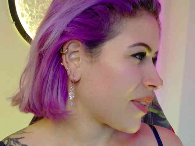 Alexa_lopez webcam