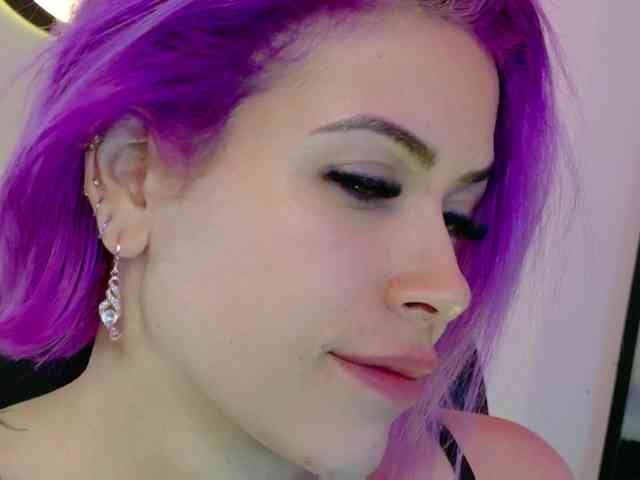 Alexa_lopez webcam
