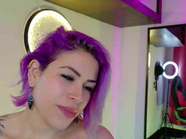 Alexa_lopez webcam