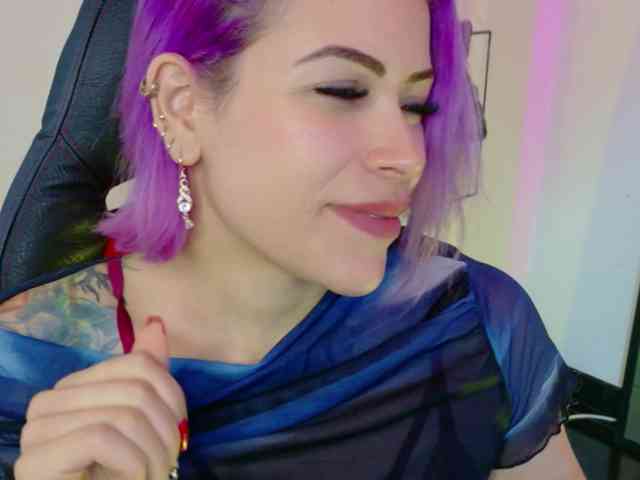 Alexa_lopez webcam