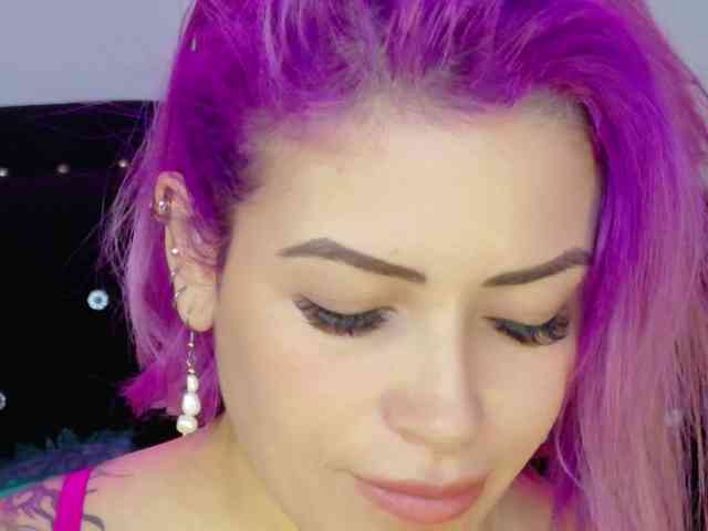 Alexa_lopez webcam