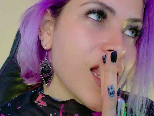 Alexa_lopez webcam