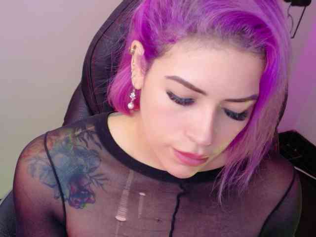 Alexa_lopez webcam