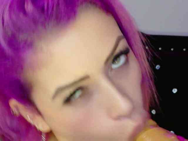 Alexa_lopez webcam