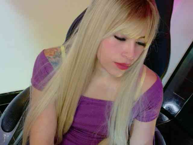 Alexa_lopez webcam