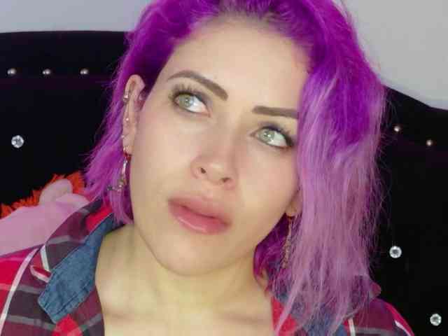 Alexa_lopez webcam