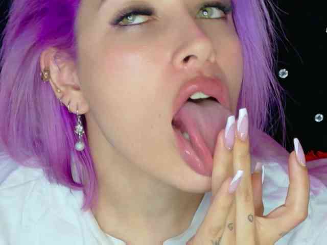 Alexa_lopez webcam