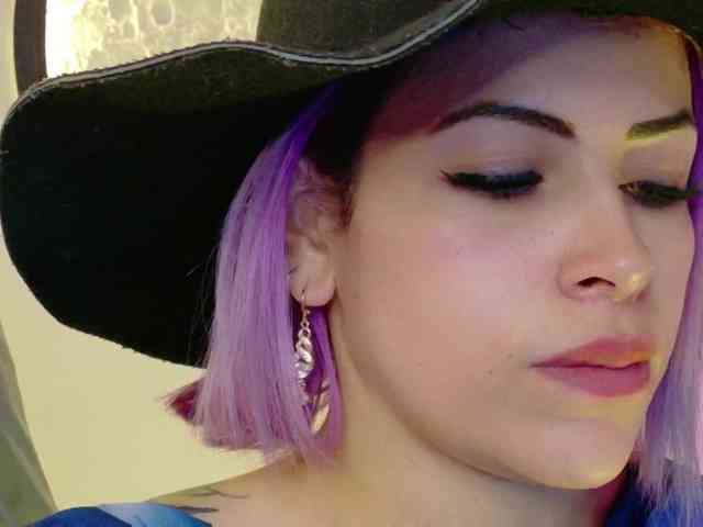 Alexa_lopez webcam