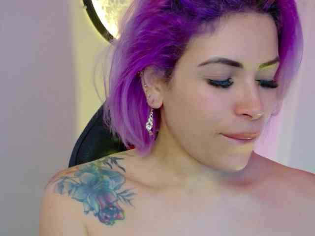 Alexa_lopez webcam