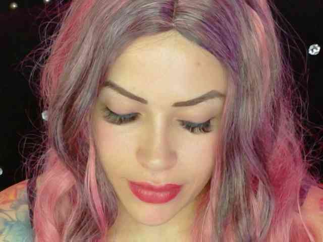 Alexa_lopez webcam