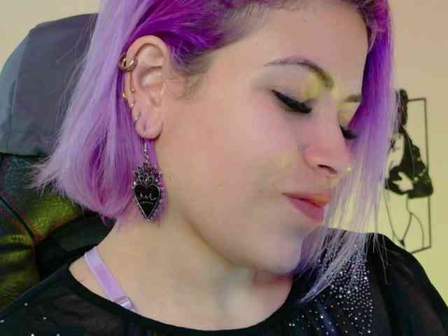 Alexa_lopez webcam