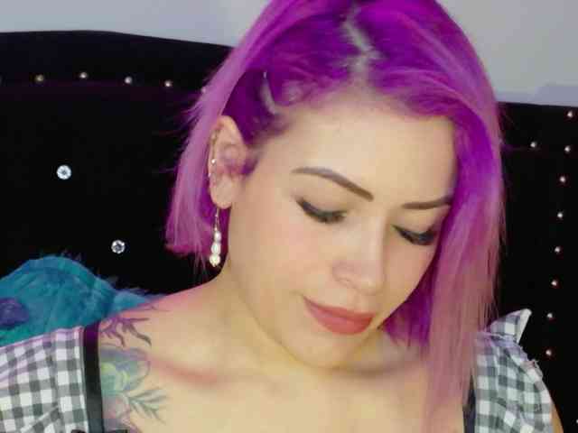 Alexa_lopez webcam