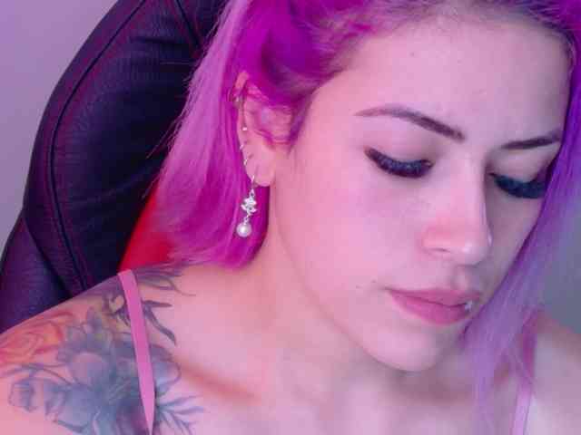 Alexa_lopez webcam