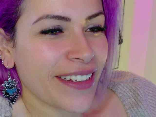 Alexa_lopez webcam