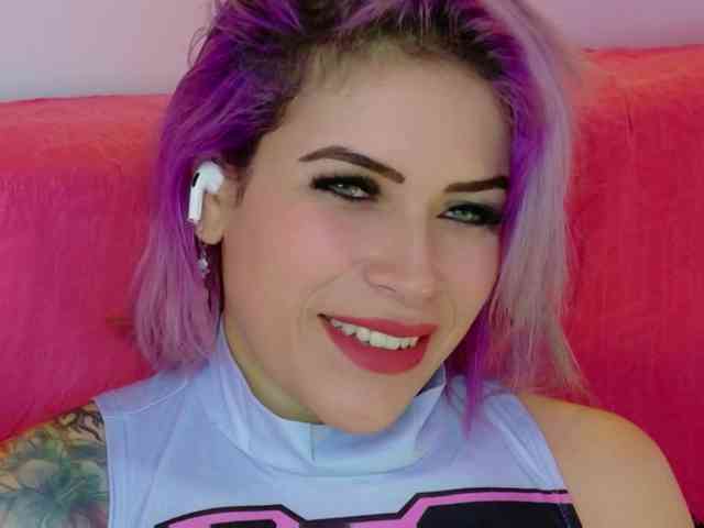 Alexa_lopez webcam