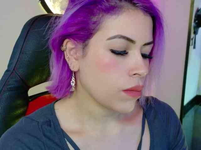Alexa_lopez webcam