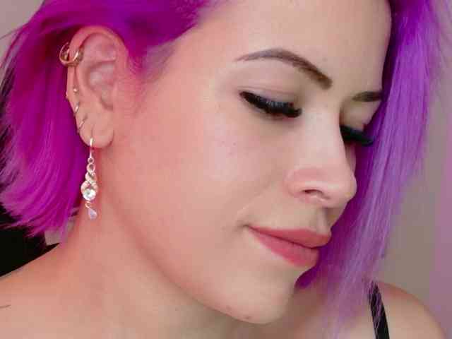 Alexa_lopez webcam