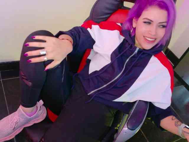 Alexa_lopez webcam