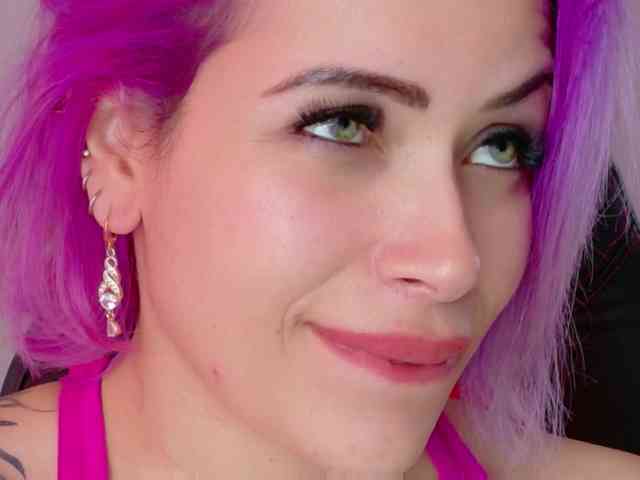 Alexa_lopez webcam
