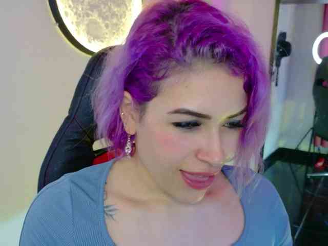 Alexa_lopez webcam