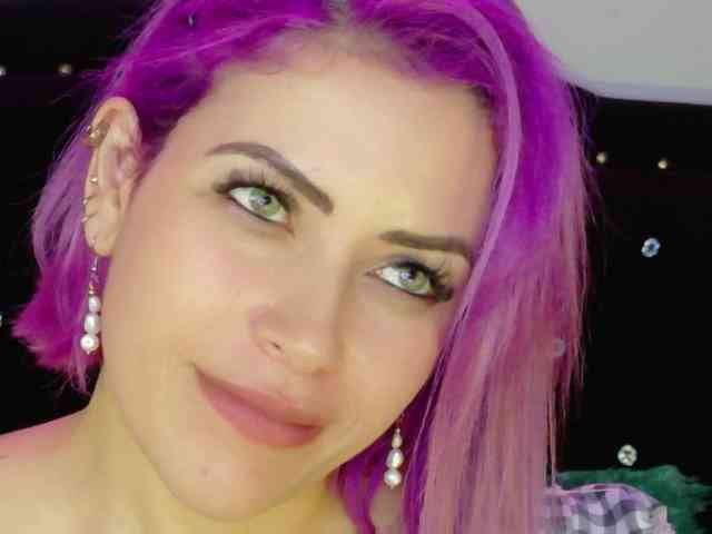 Alexa_lopez webcam