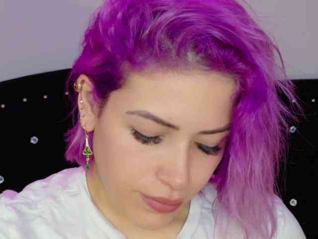 Alexa_lopez webcam