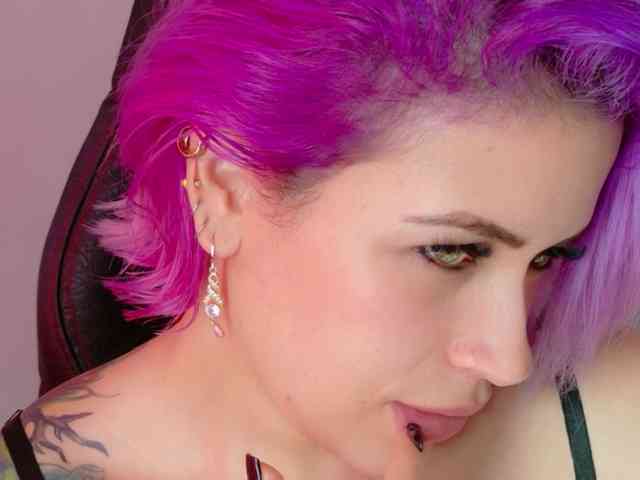 Alexa_lopez webcam
