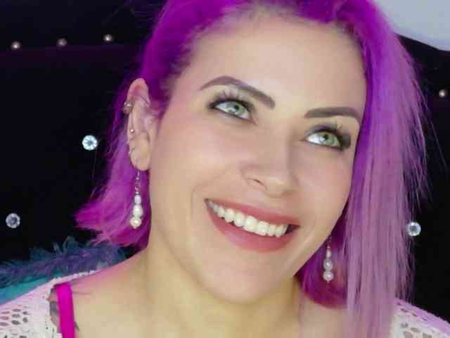 Alexa_lopez webcam