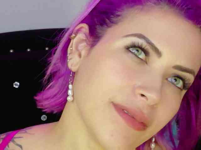 Alexa_lopez webcam