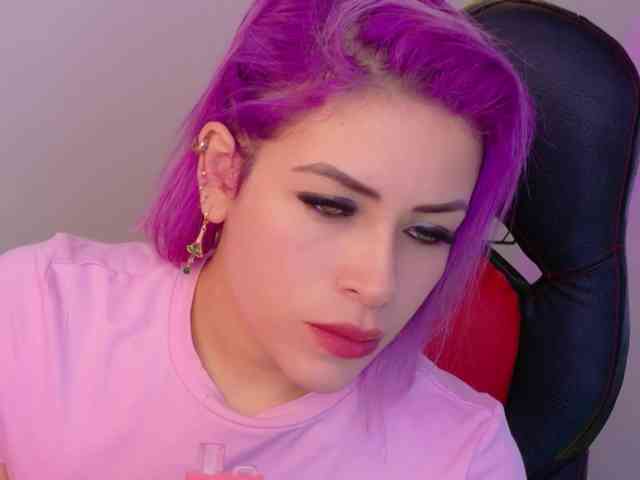 Alexa_lopez webcam