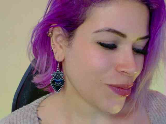 Alexa_lopez webcam