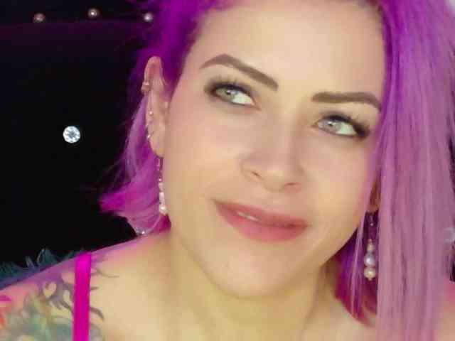 Alexa_lopez webcam