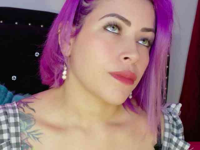 Alexa_lopez webcam
