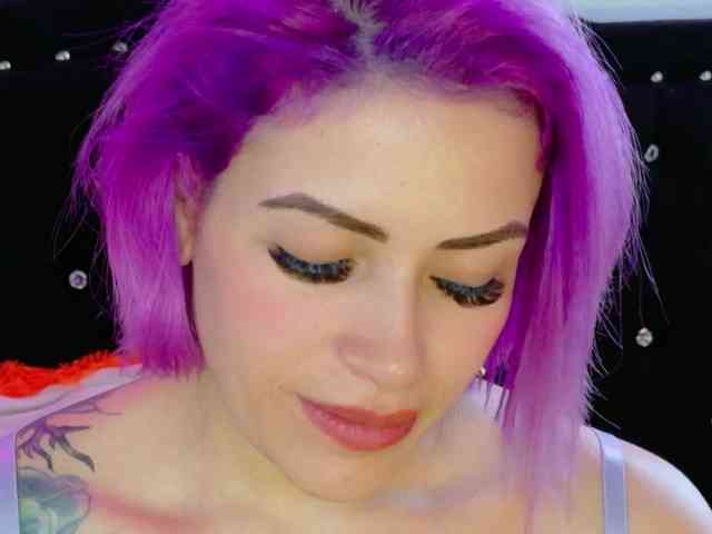 Alexa_lopez webcam